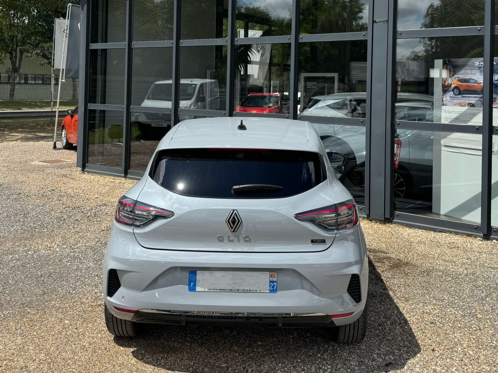 renault clio 5 hybrid avant